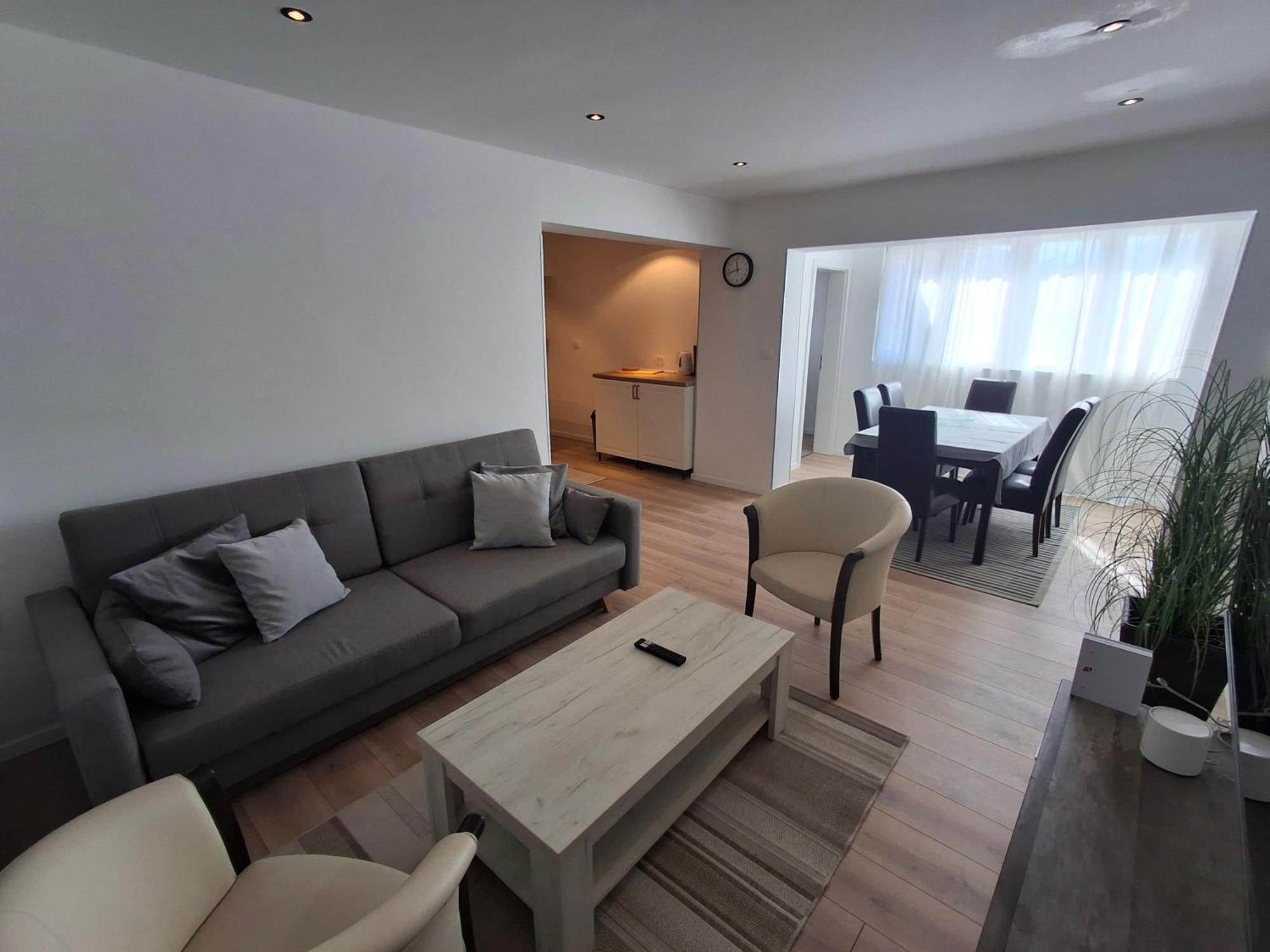 Apartmani Alma Pola Esterno foto