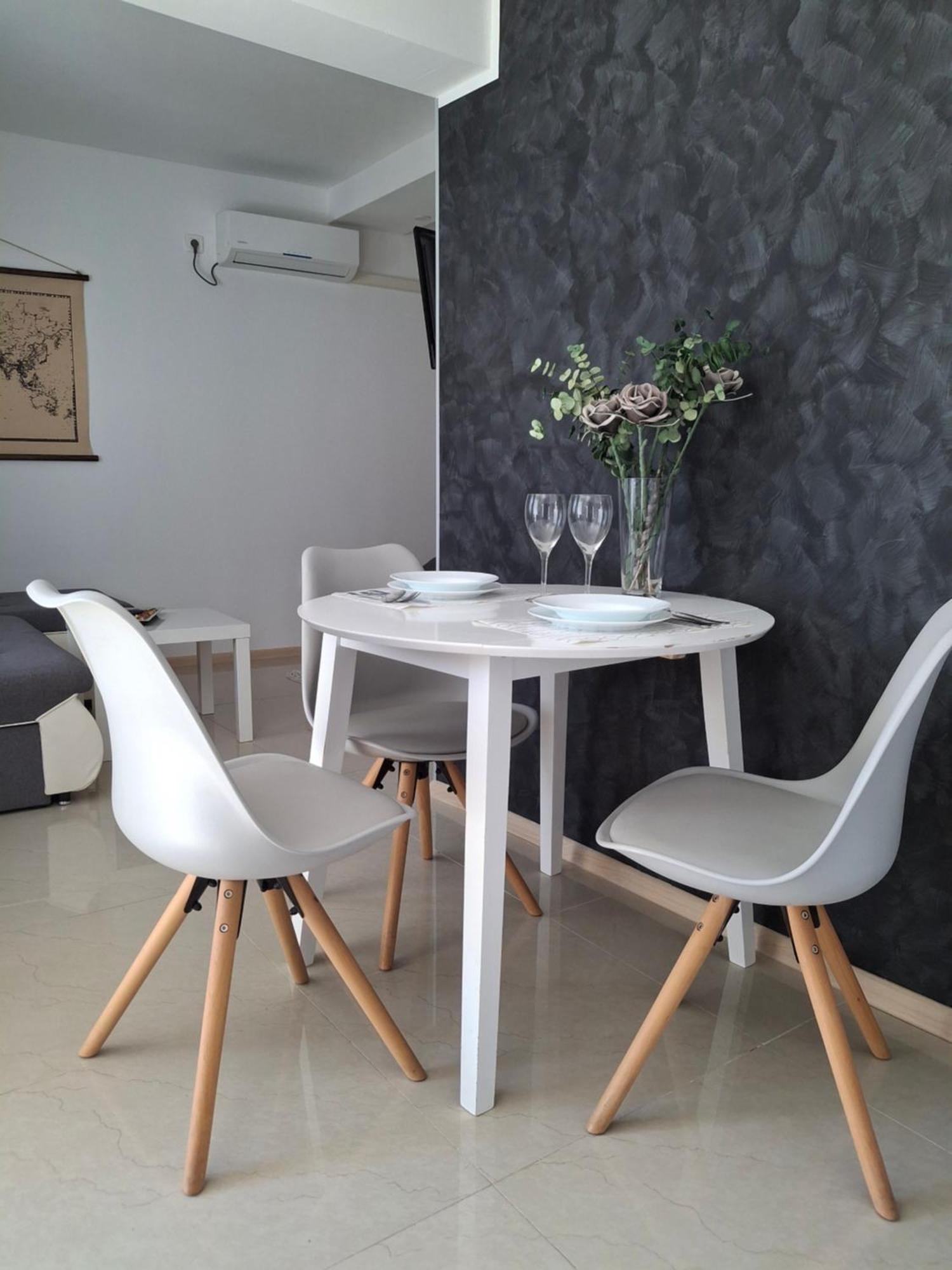 Apartmani Alma Pola Esterno foto