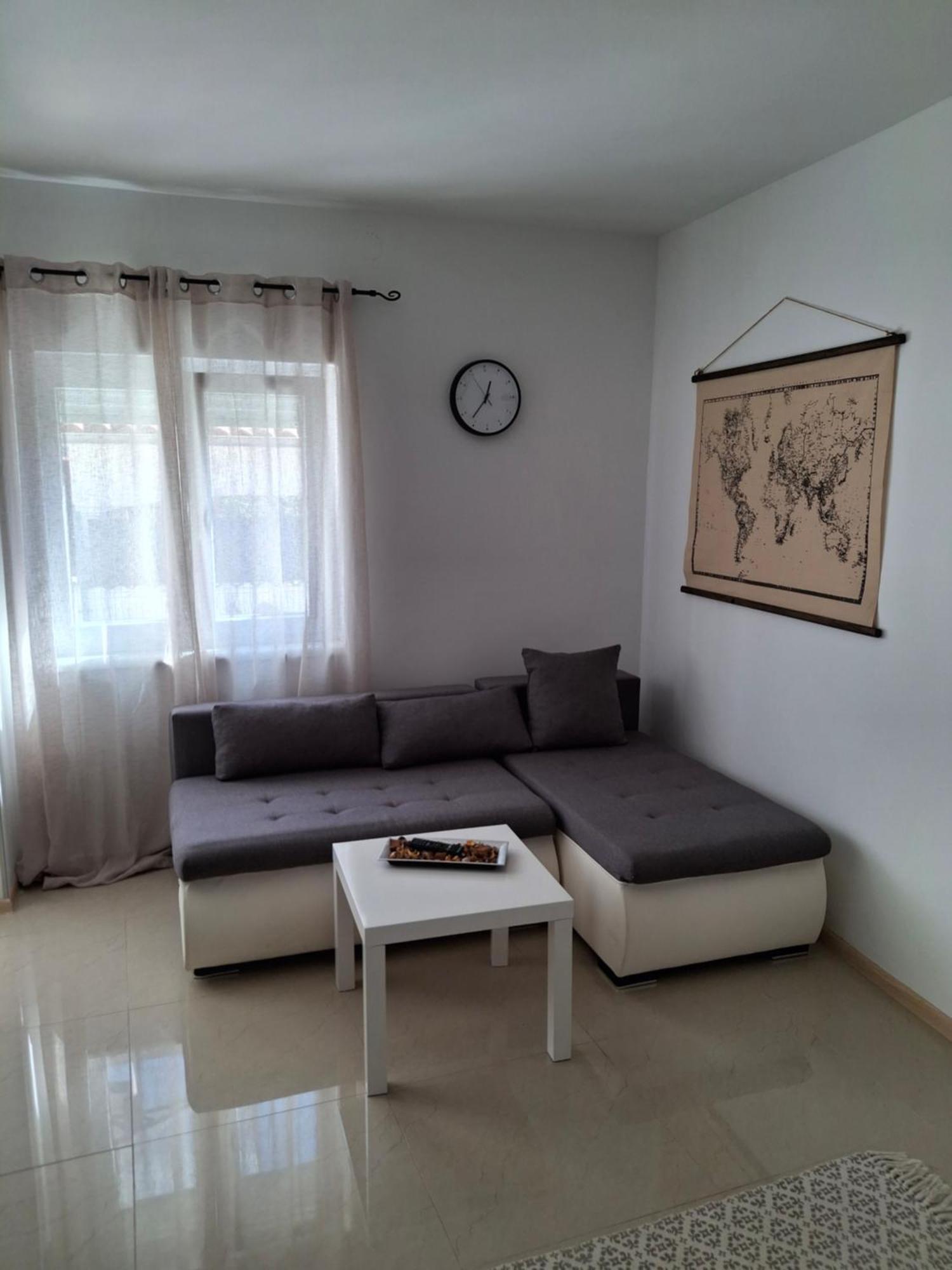 Apartmani Alma Pola Esterno foto