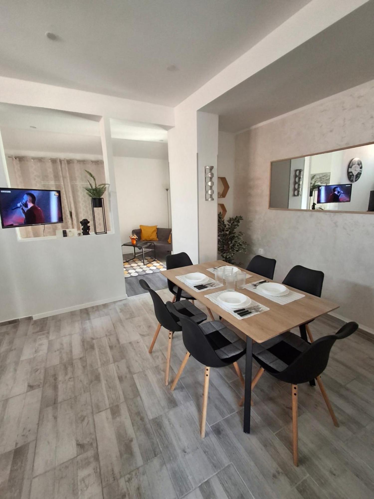 Apartmani Alma Pola Esterno foto